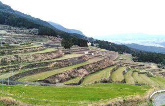 有田町北西部、日本の棚田100選にも選ばれている岳地区の岳の棚田