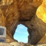 芦屋町山鹿、太古の昔からの風化で生まれたという奥行30mの洞穴、洞山