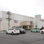 羽島市小熊町、岐阜県内に約15店舗を展開するスーパー、トミダヤの羽島店