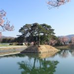 伊那市美篶笠原、田園を潤す貯水池であり、市内の桜の名所の1つ、六道の堤