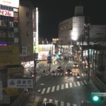 鎌倉市大船、鎌倉、藤沢、横浜方面を繋ぐターミナル駅、大船駅周辺の夜の風景