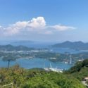 上島町岩城、積善山展望台から望む瀬戸内海の島々の風景