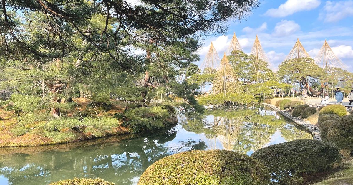 金沢市兼六町、日本三名園の1つに数えられ、その美しさが海外でも高く評価されている兼六園の風景