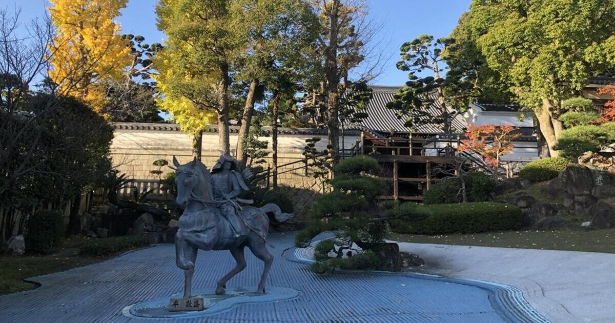 神戸市須磨区、源平合戦の舞台となった須磨寺の平敦盛像