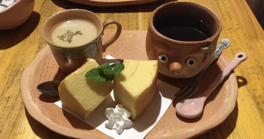 甲賀市、信楽陶芸村 のぼり窯カフェのケーキセット