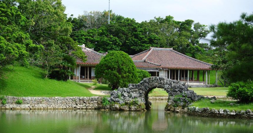那覇市、世界文化遺産に登録されている琉球王家の庭園、識名園