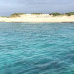 那覇市から船で20分、最も近い無人島として知られるナガンヌ島
