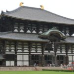奈良の大仏で知られる盧舎那大仏が鎮座する東大寺大仏殿