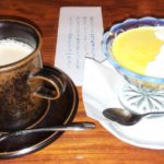 習志野市谷津、村上春樹さんも訪れたというカフェ 螢明舎のコンレチェとかぼちゃプリン
