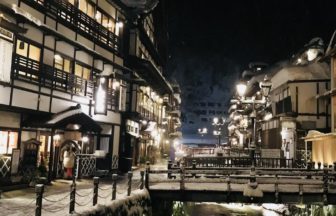 尾花沢市、ノスタルジックな雰囲気で有名な銀山温泉