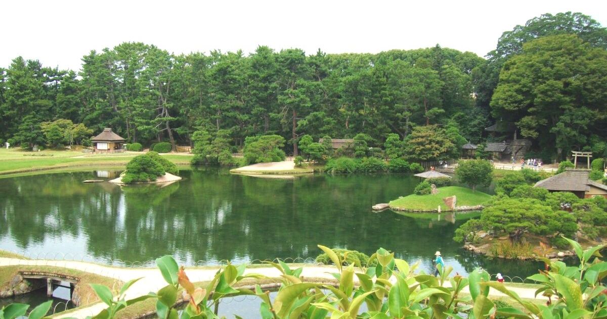 岡山市北区、江戸時代の貴重な大名庭園の姿を今に伝える岡山の名所、岡山後楽園