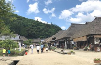 下郷町大内、江戸時代の歴史情緒ある茅葺き屋根の風景が今も残る大内宿