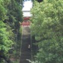 塩竈市、男坂とも呼ばれ、202段の石段を登った先にある鹽竈神社