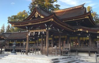 多賀町、全国に約230ある多賀神社の総本山であり、延命長寿や縁結びの神として知られている多賀大社
