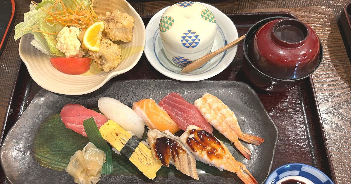 武豊町向陽、寿司・和食 芳味の寿司定食