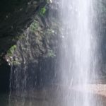 雲南市、日本の滝百選にも選定されている龍頭が滝（落差40m）