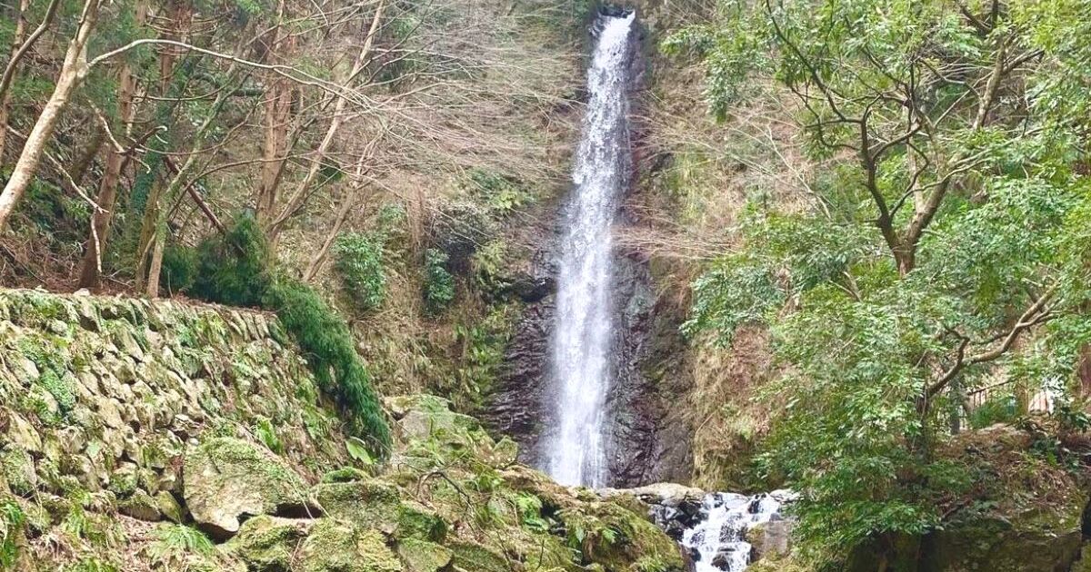養老町高林、若返りの水の伝説が残り、日本の滝百選にも選ばれている養老の滝