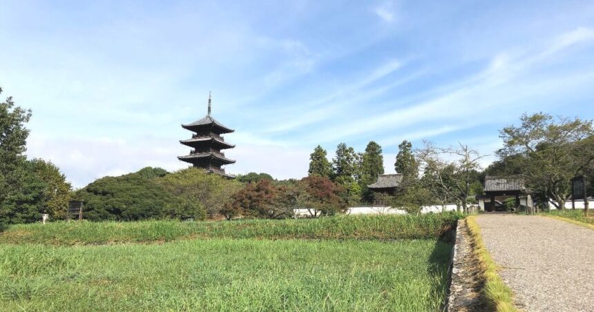総社市上林の吉備路風土記の丘、奈良時代に聖武天皇の発願によって創建された国分寺の1つ、備中国分寺