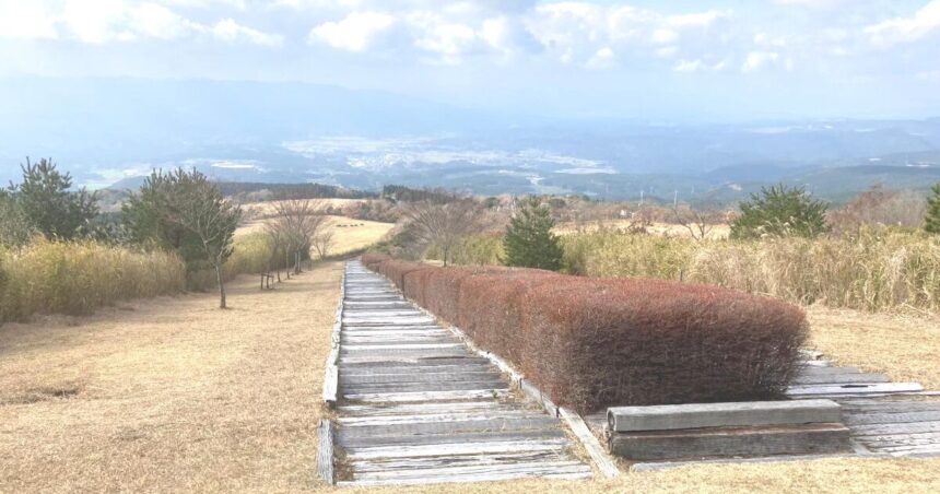 湧水町木場、550段以上もあり、日本一の枕木階段と言われている栗野岳枕木階段の風景